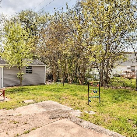 Ideally Located Penne Place With Deck And Grill Greenville Exterior photo