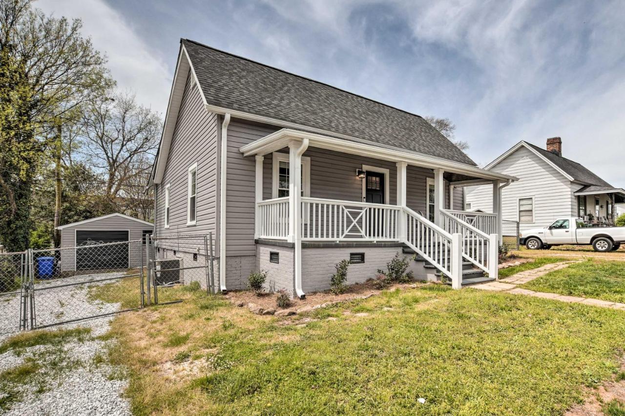 Ideally Located Penne Place With Deck And Grill Greenville Exterior photo